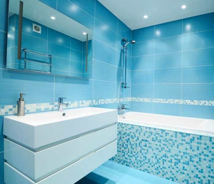 Blue bathroom decor ideas