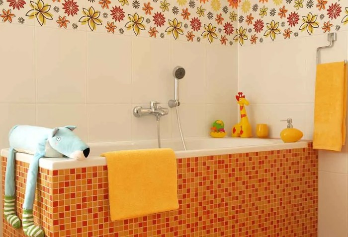 Childrens bathroom wall decor